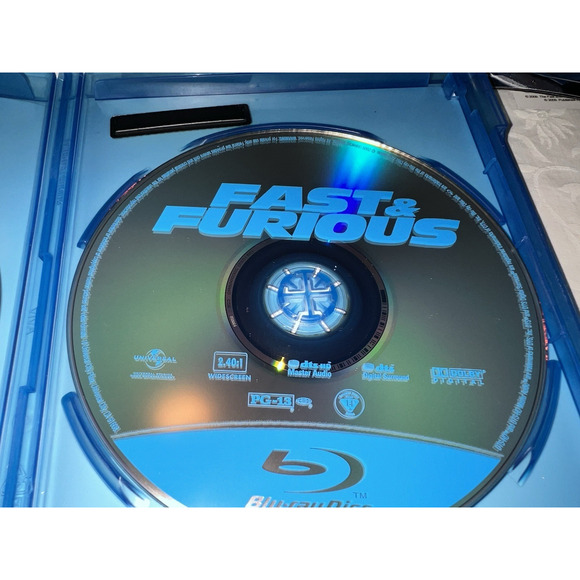 Fast & Furious (Two-Disc Special Edition) [Blu-ray and DVD] - Picture 8 of 8